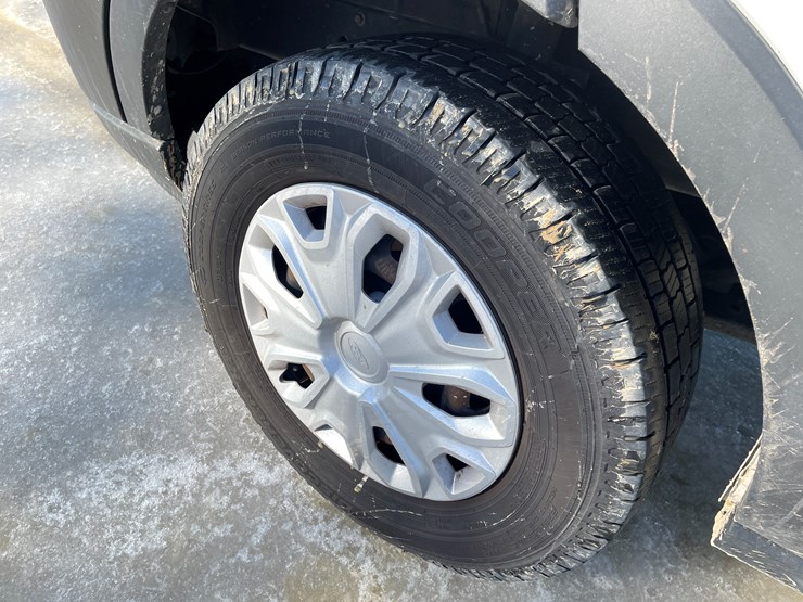 2019-ford-transit-image-113