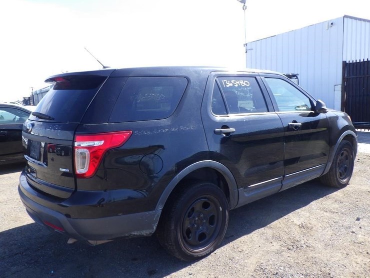 2013-ford-explorer-image-3