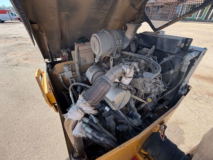 2021-xcmg-xmr303s-image-28