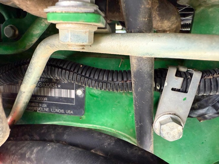 john-deere-3033r-image-62