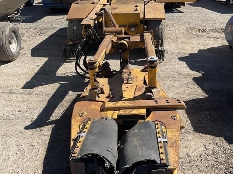 omc-3wmb-s.p.-monoboom-orchard-shaker-image-2