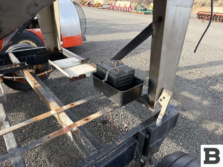 willmar-seed-tender-trailer-image-14