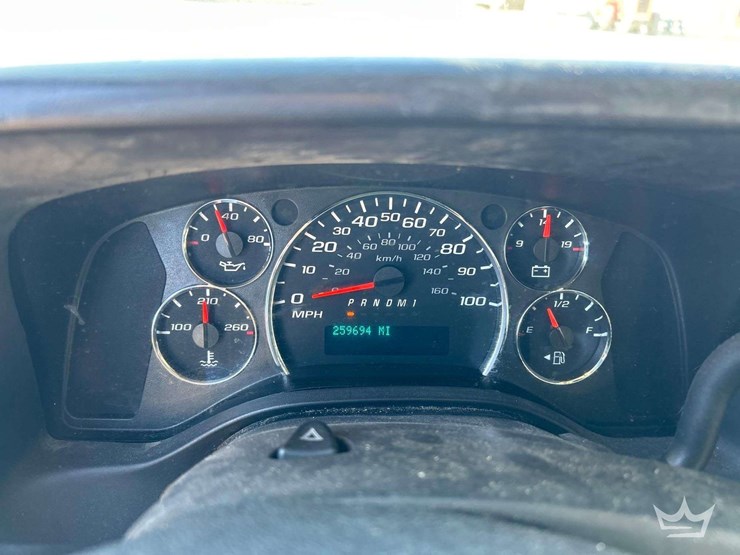 2015-chevrolet-express-2500-image-16