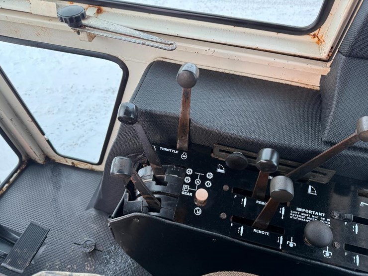 #44-•-lot-44-image-37