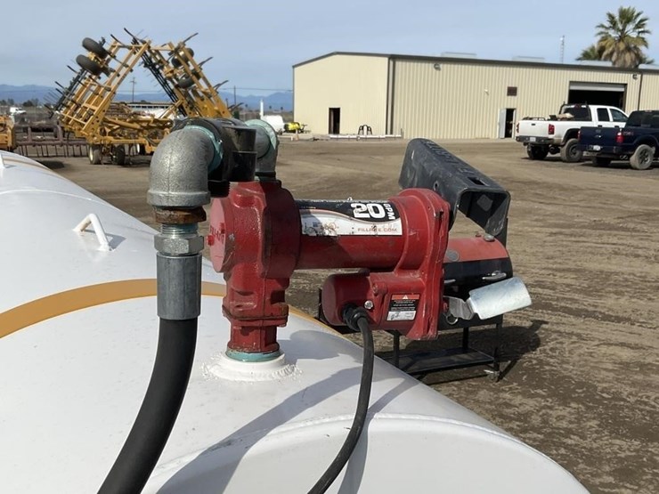 custom-990g-dual-axle-fuel-wagon-image-6