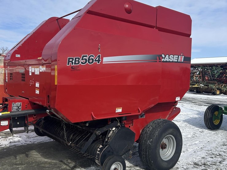 case-ih-rb564-image-1