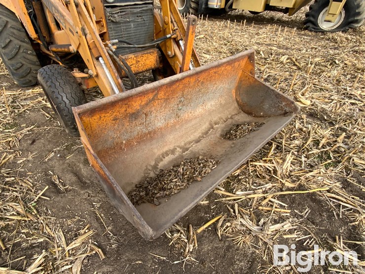 1975-case-580b-image-11