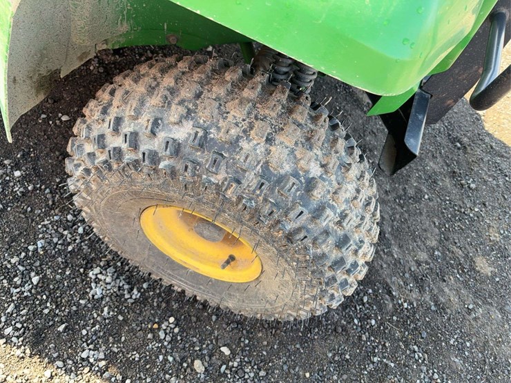 john-deere-gator-image-5