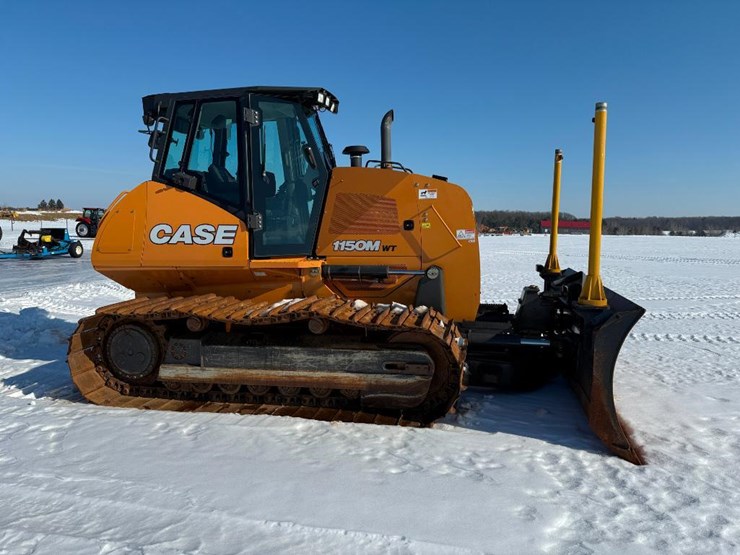 case-1150m-wt-image-3