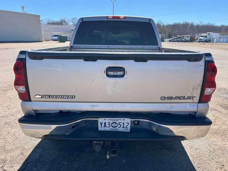 2005-chevrolet-1500-image-7