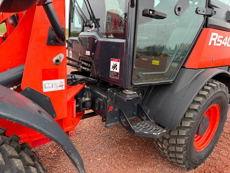kubota-r540-image-16