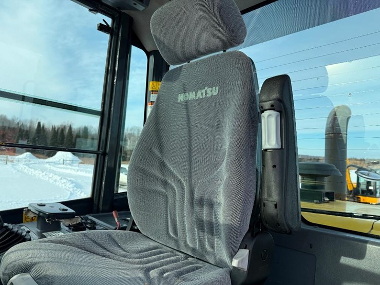 2011-komatsu-wa250pz-6-image-50