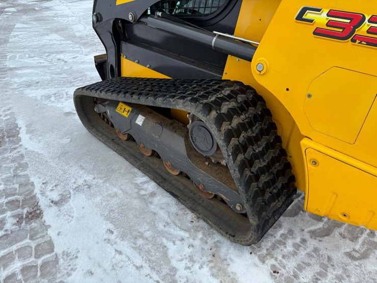 2023-new-holland-c334-image-8