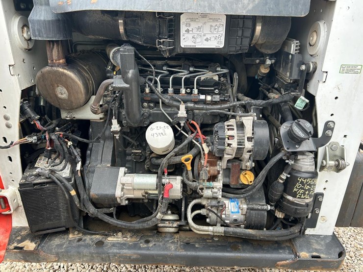 2018-bobcat-s650-image-14