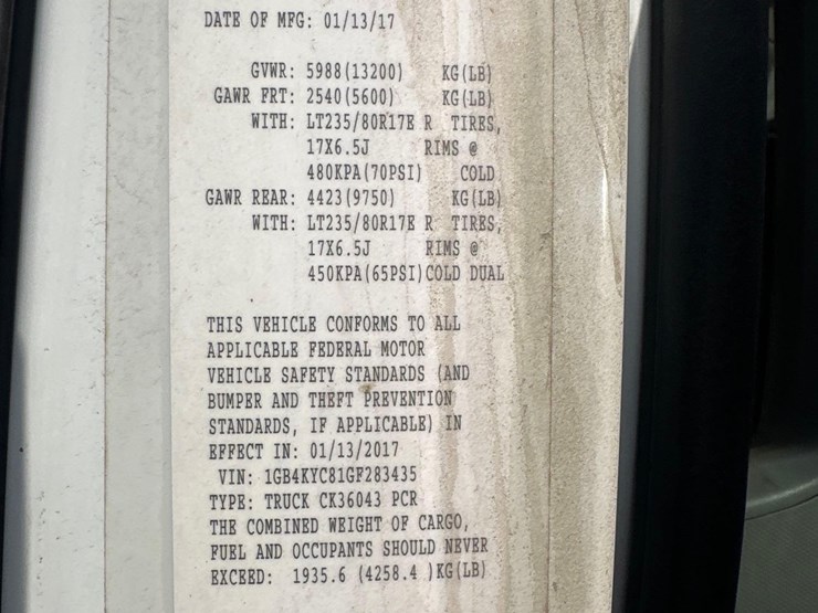 2016-chevrolet-4x4-crew-cab-service-body-truck-image-10