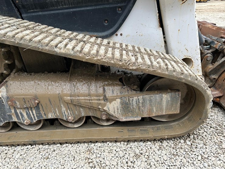 2020-bobcat-t76-image-14