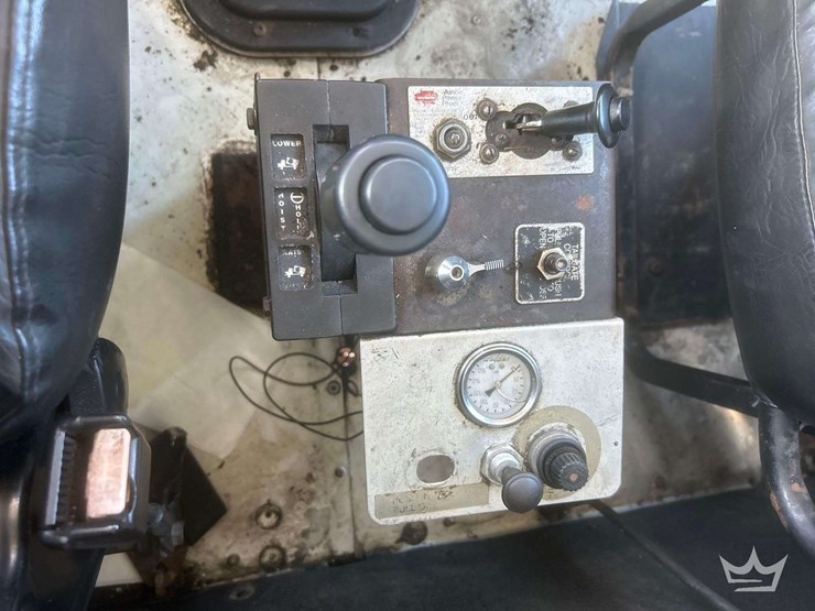 2005-peterbilt-357-image-27