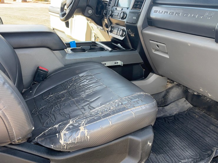 2020-ford-f350-image-15