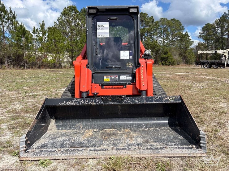 2024-kubota-svl97-2-image-43