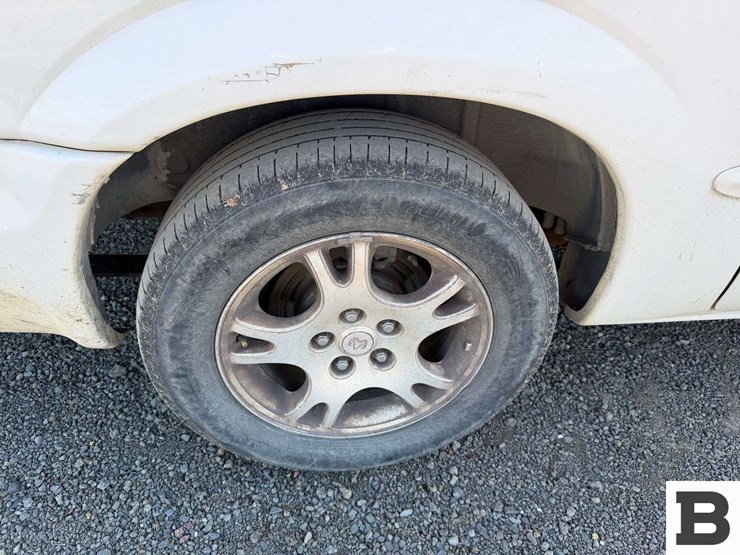 2001-dodge-grand-caravan-image-16