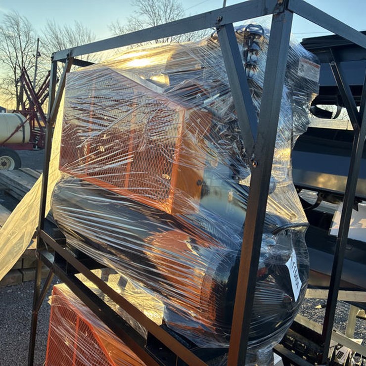 #115404 • 40 GAL 2 STAGE AIR COMPRESSOR