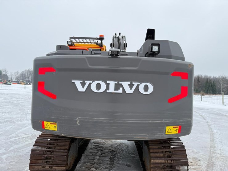 volvo-ec160el-image-28