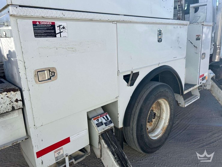 2013-international-workstar-7400-image-25