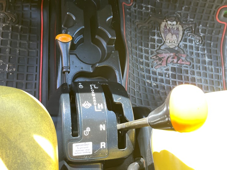 2009-john-deere-gator-image-64