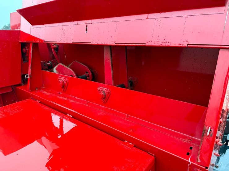 2011-case-ih-sb531-image-30