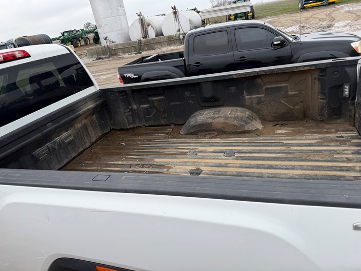 2020-gmc-2500hd-image-19