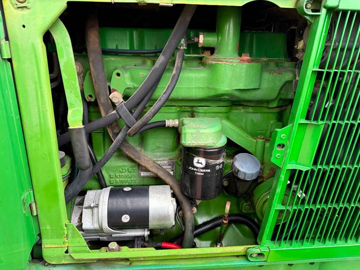 john-deere-6400-image-33