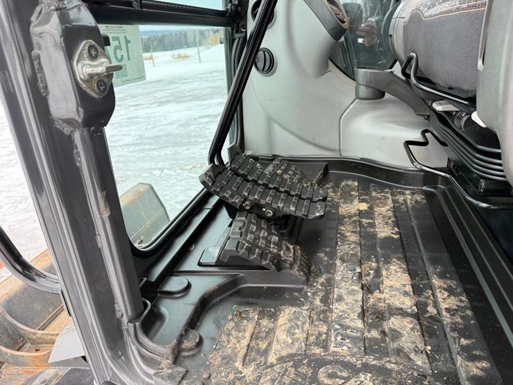 case-cx145dsr-image-52