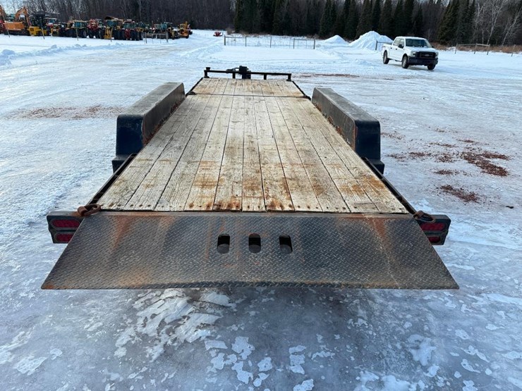 #168-•-lot-168-image-12