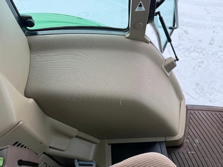 john-deere-6420-image-49