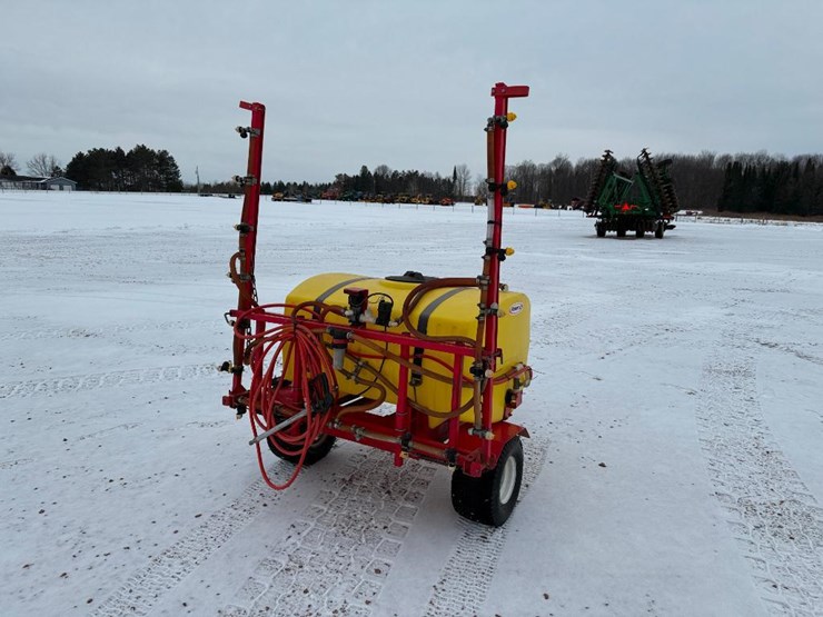 #83-•-lot-83-image-4