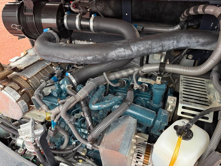 kubota-r540-image-40