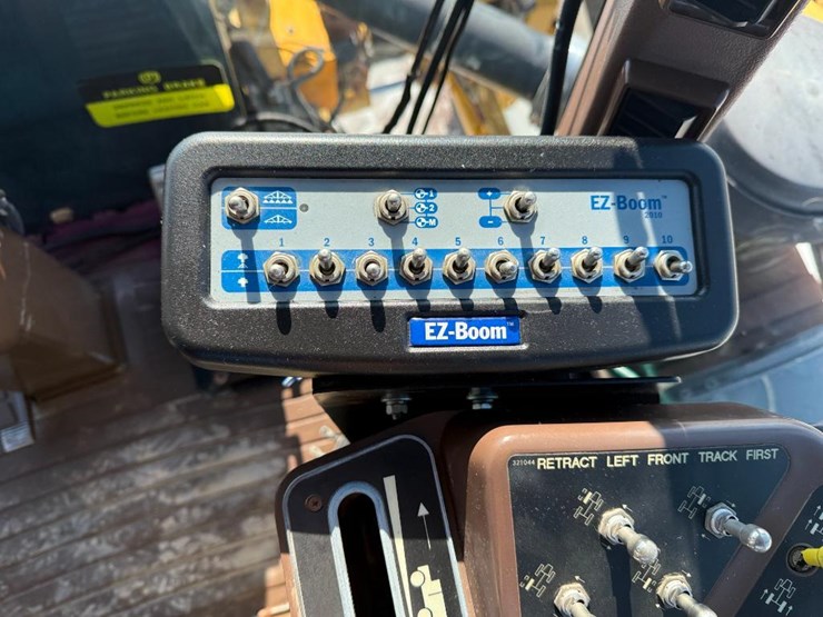 ag-chem-rogator-854-image-43