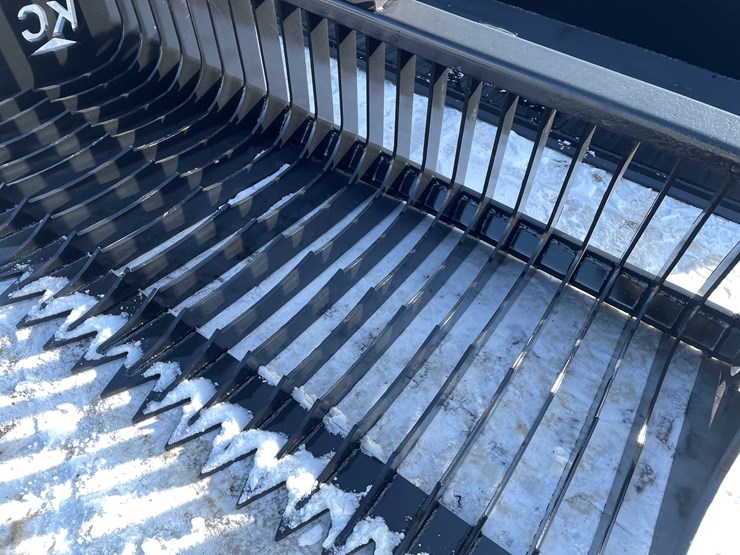 #2504-•-new-kc-72"-fine-skeleton-skid-steer-bucket-image-8