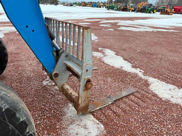 2006-deere-tires-image-24