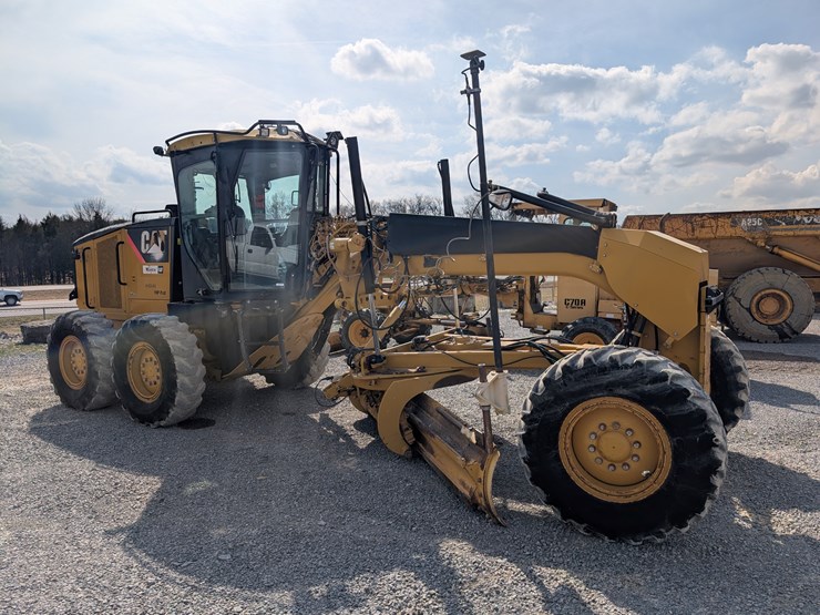 caterpillar-120m-image-2