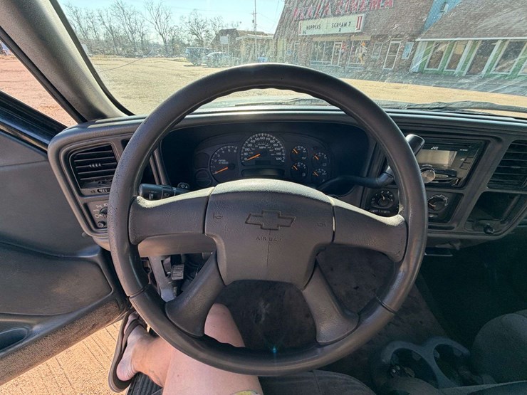 1999-chevrolet-1500-image-12