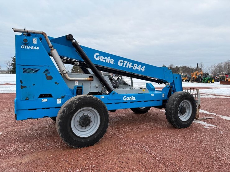 2006-deere-tires-image-4