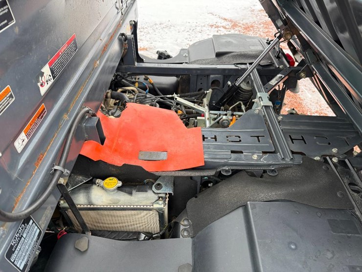 kubota-rtv-x1100c-image-23