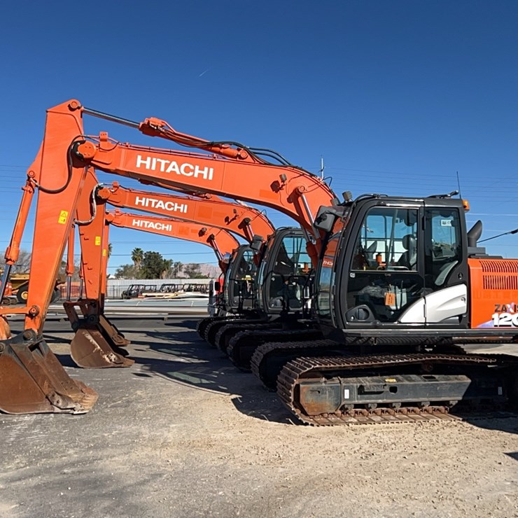 2017 HITACHI ZX120-6