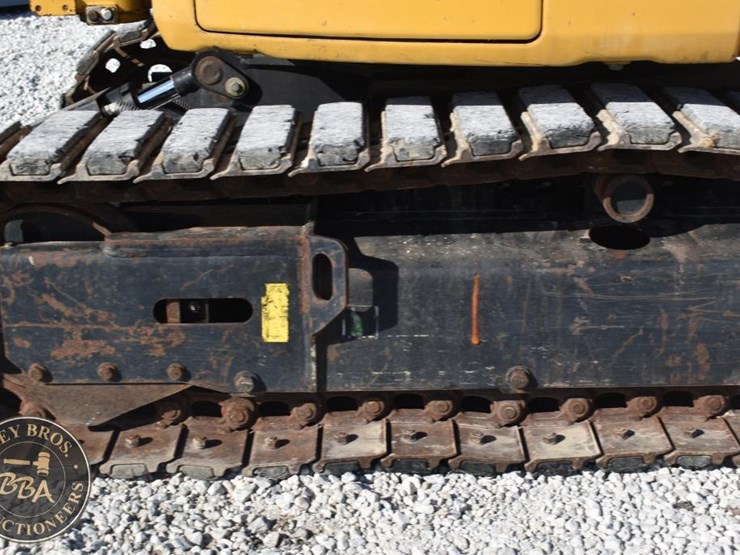 2015-caterpillar-303e-cr-image-34