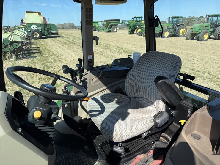 2020-john-deere-5090e-image-12
