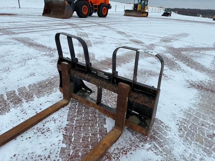 #334-•-lot-334-image-7