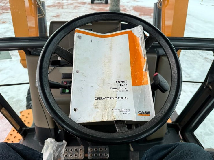 case-570n-xt-image-54