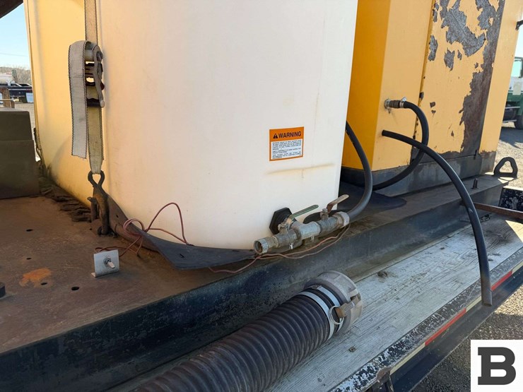 1998-butler-b-616-fdh-vac-trailer-image-30