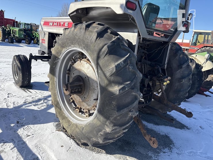 white-2-105-image-14